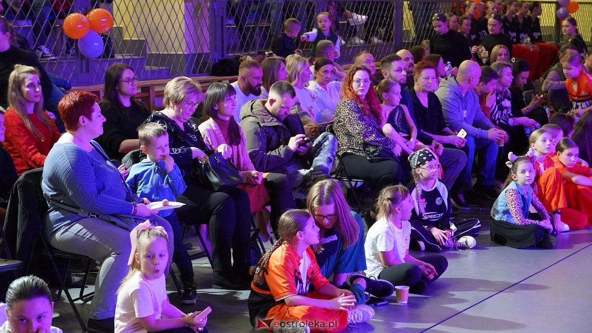 Wigilia Bezwahania Dance Center: grupy turniej i pokazowe [7.12.2024] - zdjęcie #63 - eOstroleka.pl