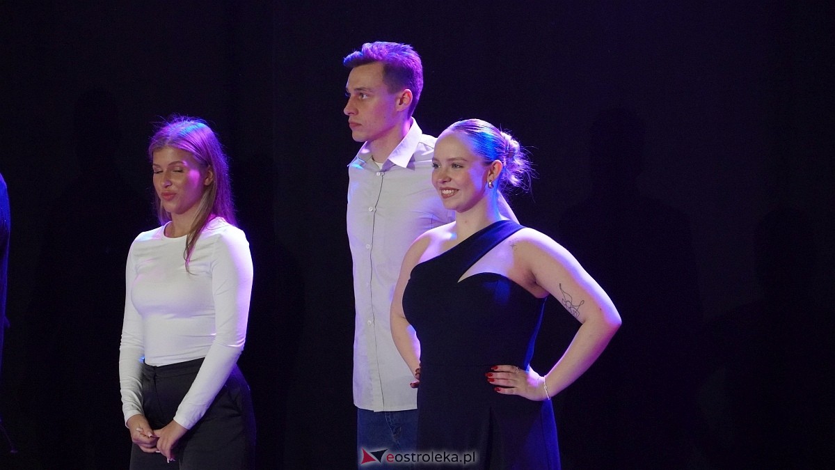 Wigilia Bezwahania Dance Center: grupy turniej i pokazowe [7.12.2024] - zdjęcie #62 - eOstroleka.pl