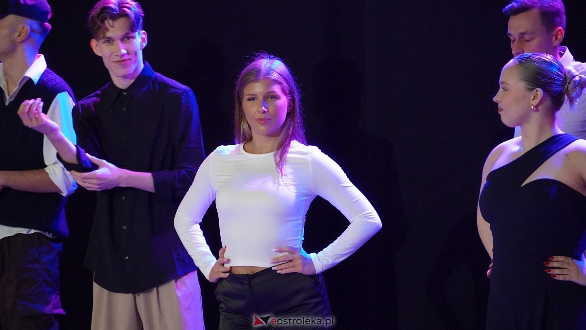 Wigilia Bezwahania Dance Center: grupy turniej i pokazowe [7.12.2024] - zdjęcie #61 - eOstroleka.pl