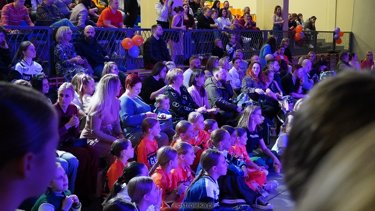 Wigilia Bezwahania Dance Center: grupy turniej i pokazowe [7.12.2024] - zdjęcie #57 - eOstroleka.pl