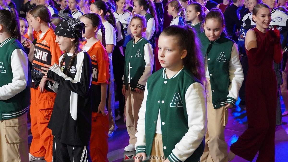 Wigilia Bezwahania Dance Center: grupy turniej i pokazowe [7.12.2024] - zdjęcie #55 - eOstroleka.pl