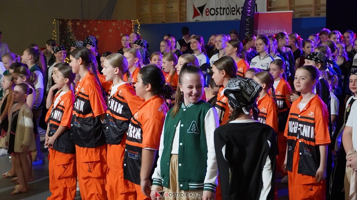 Wigilia Bezwahania Dance Center: grupy turniej i pokazowe [7.12.2024] - zdjęcie #42 - eOstroleka.pl
