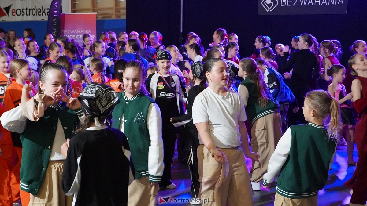 Wigilia Bezwahania Dance Center: grupy turniej i pokazowe [7.12.2024] - zdjęcie #37 - eOstroleka.pl