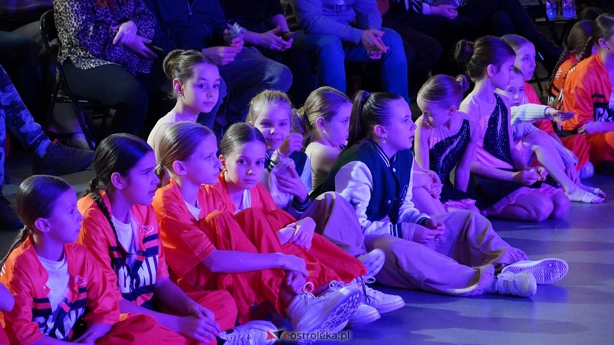 Wigilia Bezwahania Dance Center: grupy turniej i pokazowe [7.12.2024] - zdjęcie #33 - eOstroleka.pl