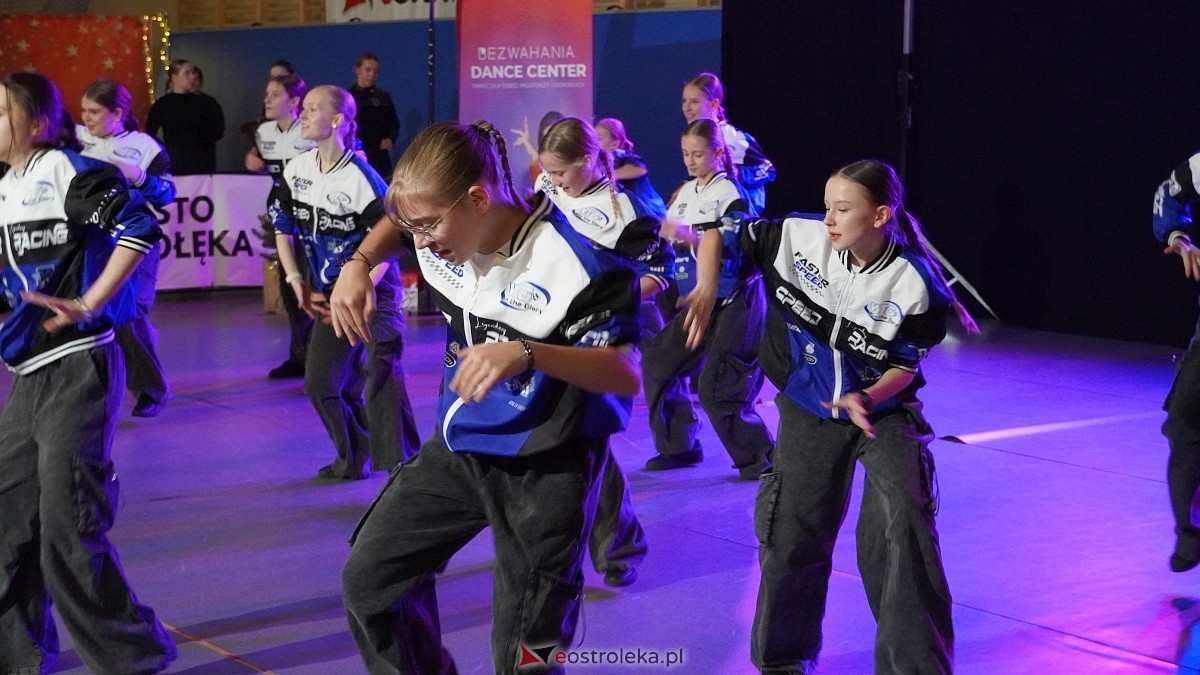 Wigilia Bezwahania Dance Center: grupy turniej i pokazowe [7.12.2024] - zdjęcie #24 - eOstroleka.pl