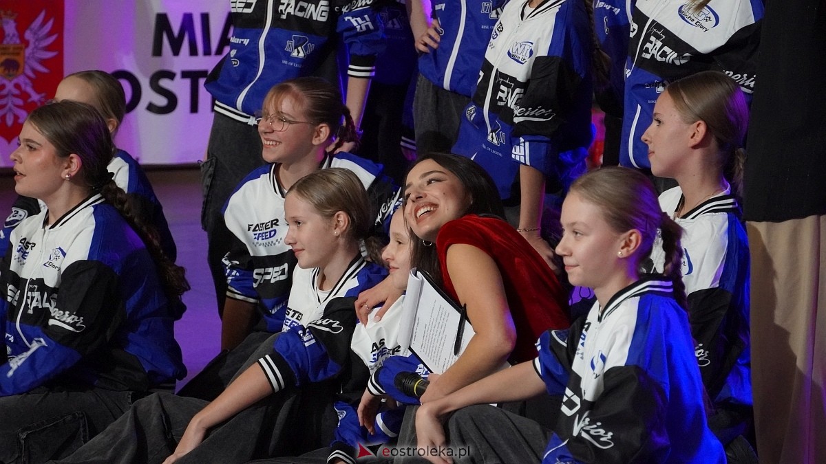 Wigilia Bezwahania Dance Center: grupy turniej i pokazowe [7.12.2024] - zdjęcie #20 - eOstroleka.pl