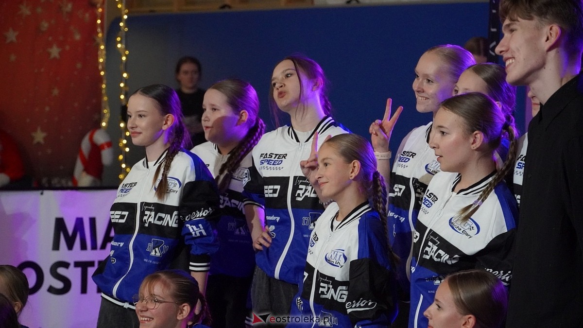 Wigilia Bezwahania Dance Center: grupy turniej i pokazowe [7.12.2024] - zdjęcie #19 - eOstroleka.pl