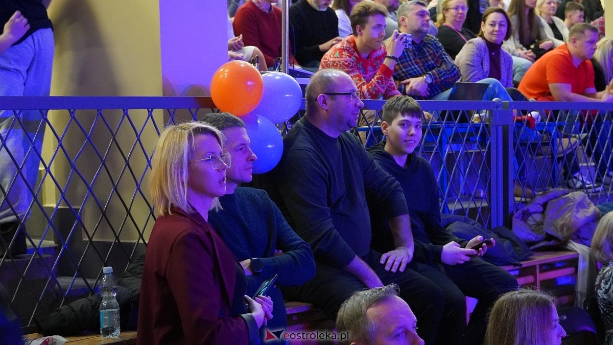 Wigilia Bezwahania Dance Center: grupy turniej i pokazowe [7.12.2024] - zdjęcie #17 - eOstroleka.pl