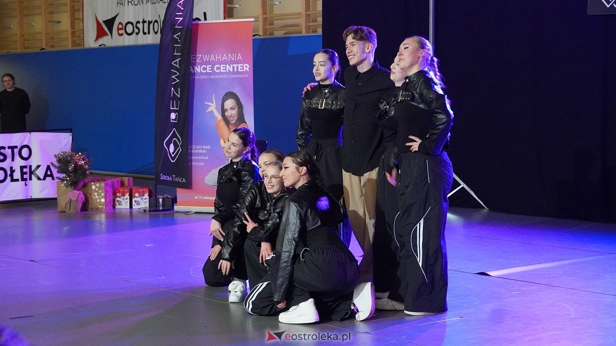 Wigilia Bezwahania Dance Center: grupy turniej i pokazowe [7.12.2024] - zdjęcie #15 - eOstroleka.pl