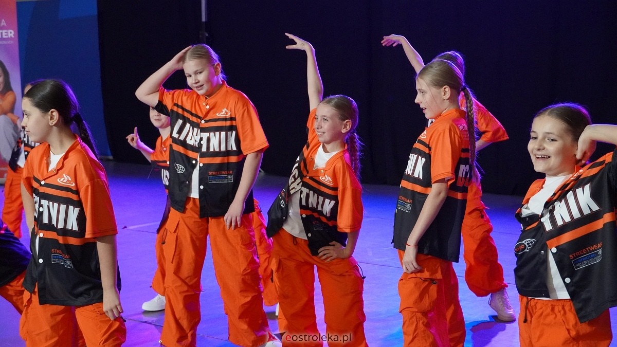 Wigilia Bezwahania Dance Center: grupy turniej i pokazowe [7.12.2024] - zdjęcie #12 - eOstroleka.pl