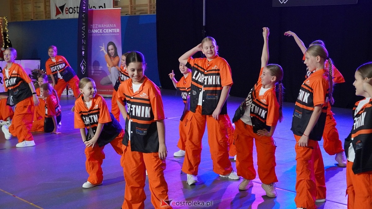 Wigilia Bezwahania Dance Center: grupy turniej i pokazowe [7.12.2024] - zdjęcie #11 - eOstroleka.pl