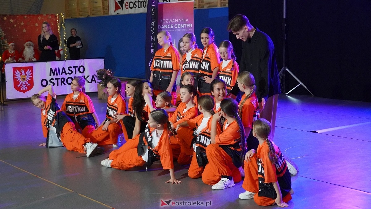 Wigilia Bezwahania Dance Center: grupy turniej i pokazowe [7.12.2024] - zdjęcie #7 - eOstroleka.pl