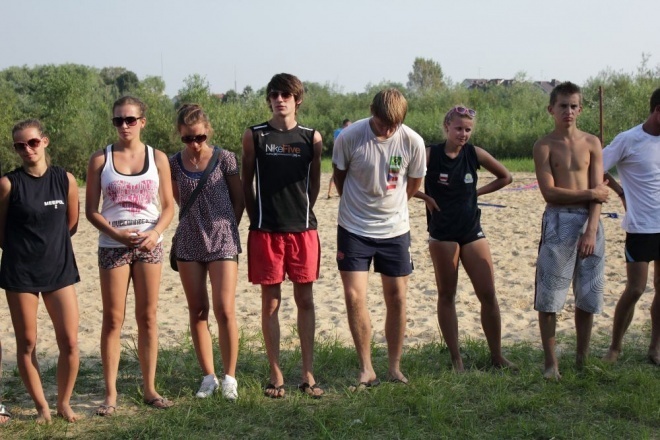 III Otwarty Turniej Plażowej Piłki Siatkowej Mikstów (27.08.2011) - zdjęcie #10 - eOstroleka.pl