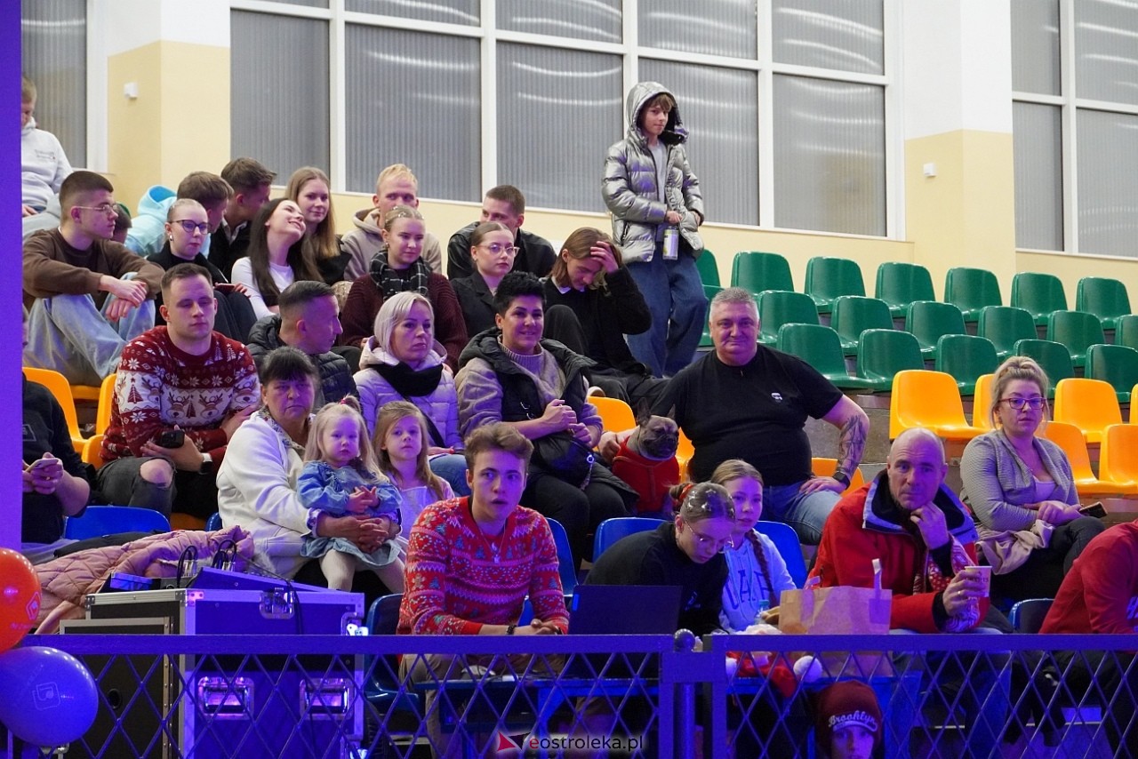 Wigilia Bezwahania Dance Center: grupy dorosłe [7.12.2024] - zdjęcie #102 - eOstroleka.pl