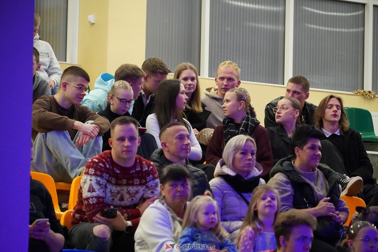 Wigilia Bezwahania Dance Center: grupy dorosłe [7.12.2024] - zdjęcie #100 - eOstroleka.pl