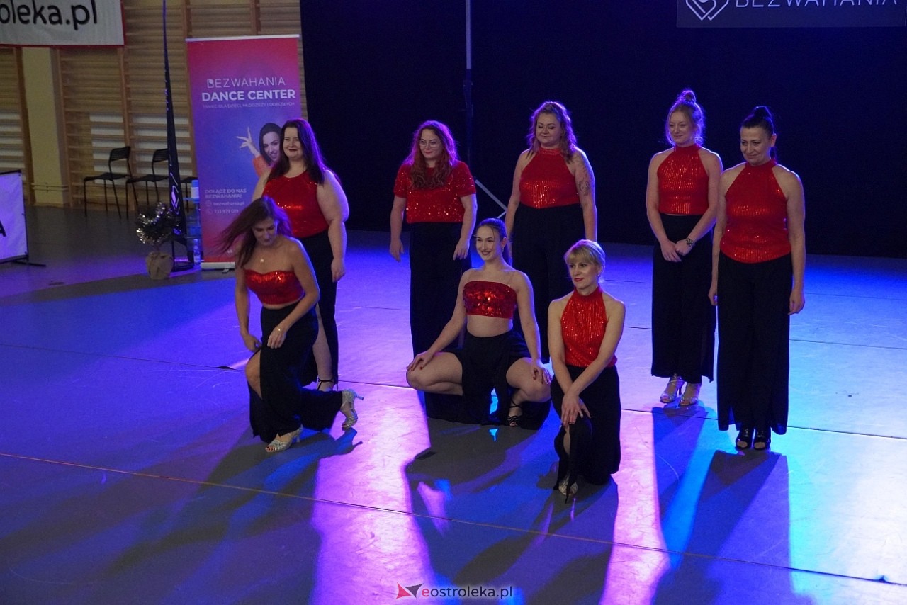 Wigilia Bezwahania Dance Center: grupy dorosłe [7.12.2024] - zdjęcie #94 - eOstroleka.pl