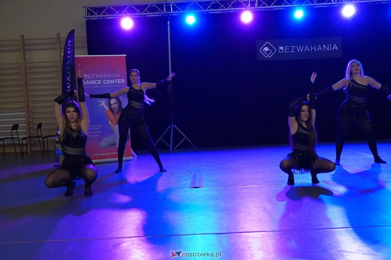 Wigilia Bezwahania Dance Center: grupy dorosłe [7.12.2024] - zdjęcie #84 - eOstroleka.pl