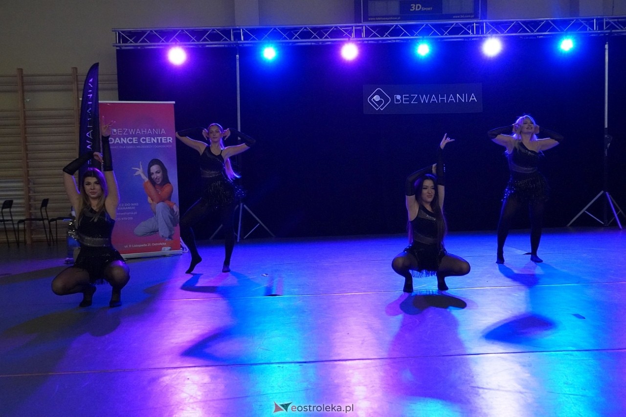 Wigilia Bezwahania Dance Center: grupy dorosłe [7.12.2024] - zdjęcie #83 - eOstroleka.pl