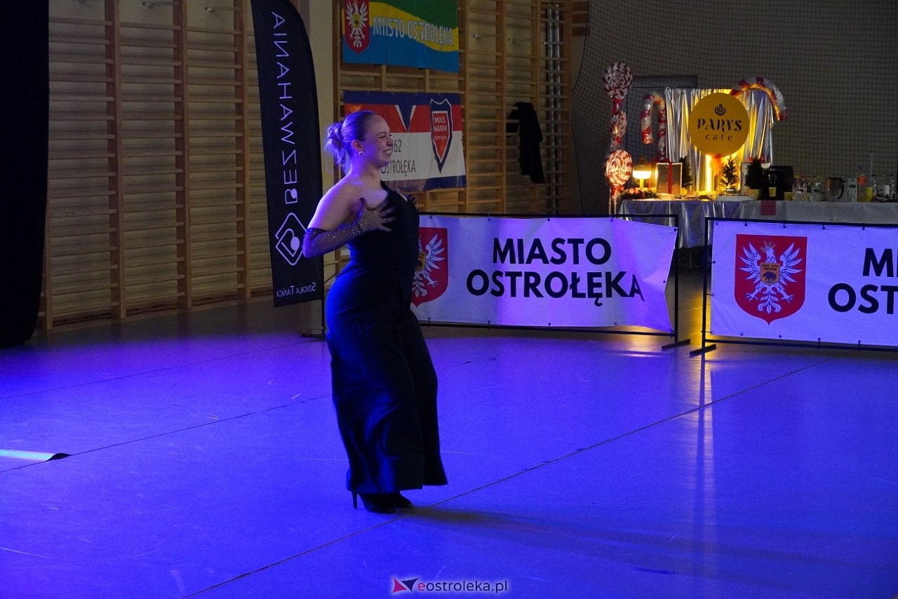 Wigilia Bezwahania Dance Center: grupy dorosłe [7.12.2024] - zdjęcie #75 - eOstroleka.pl