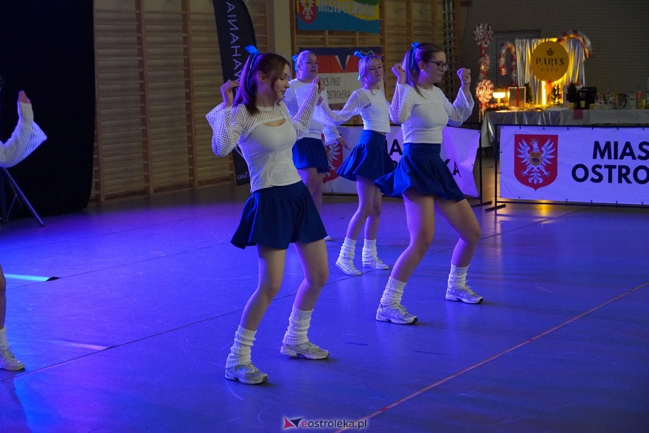 Wigilia Bezwahania Dance Center: grupy dorosłe [7.12.2024] - zdjęcie #68 - eOstroleka.pl
