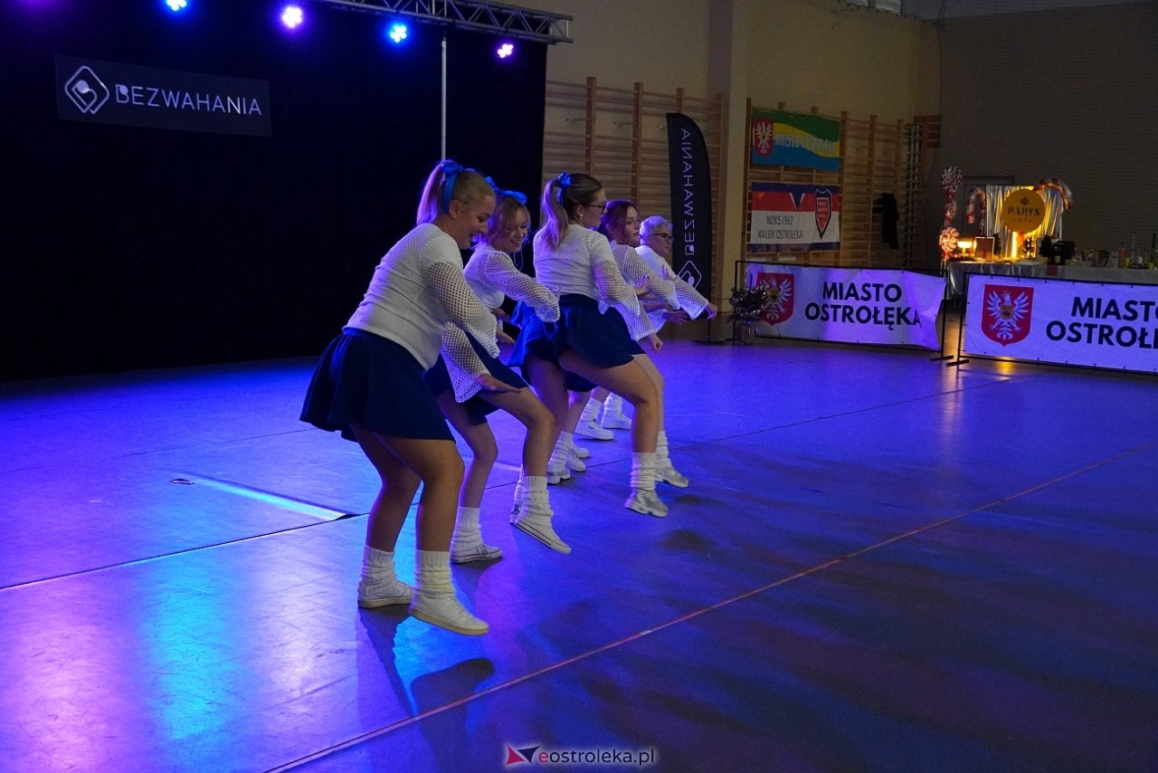 Wigilia Bezwahania Dance Center: grupy dorosłe [7.12.2024] - zdjęcie #63 - eOstroleka.pl