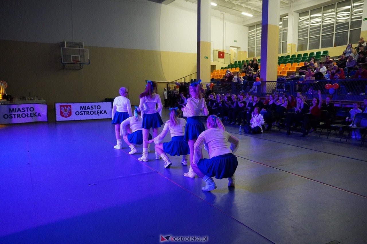 Wigilia Bezwahania Dance Center: grupy dorosłe [7.12.2024] - zdjęcie #60 - eOstroleka.pl