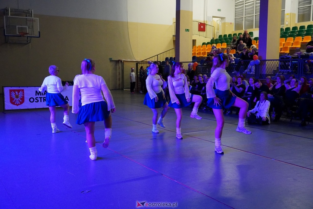 Wigilia Bezwahania Dance Center: grupy dorosłe [7.12.2024] - zdjęcie #56 - eOstroleka.pl