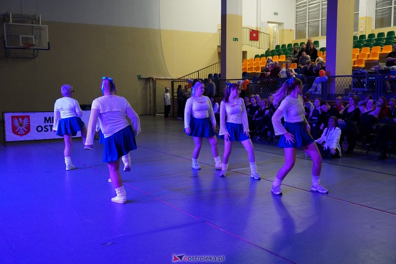 Wigilia Bezwahania Dance Center: grupy dorosłe [7.12.2024] - zdjęcie #55 - eOstroleka.pl