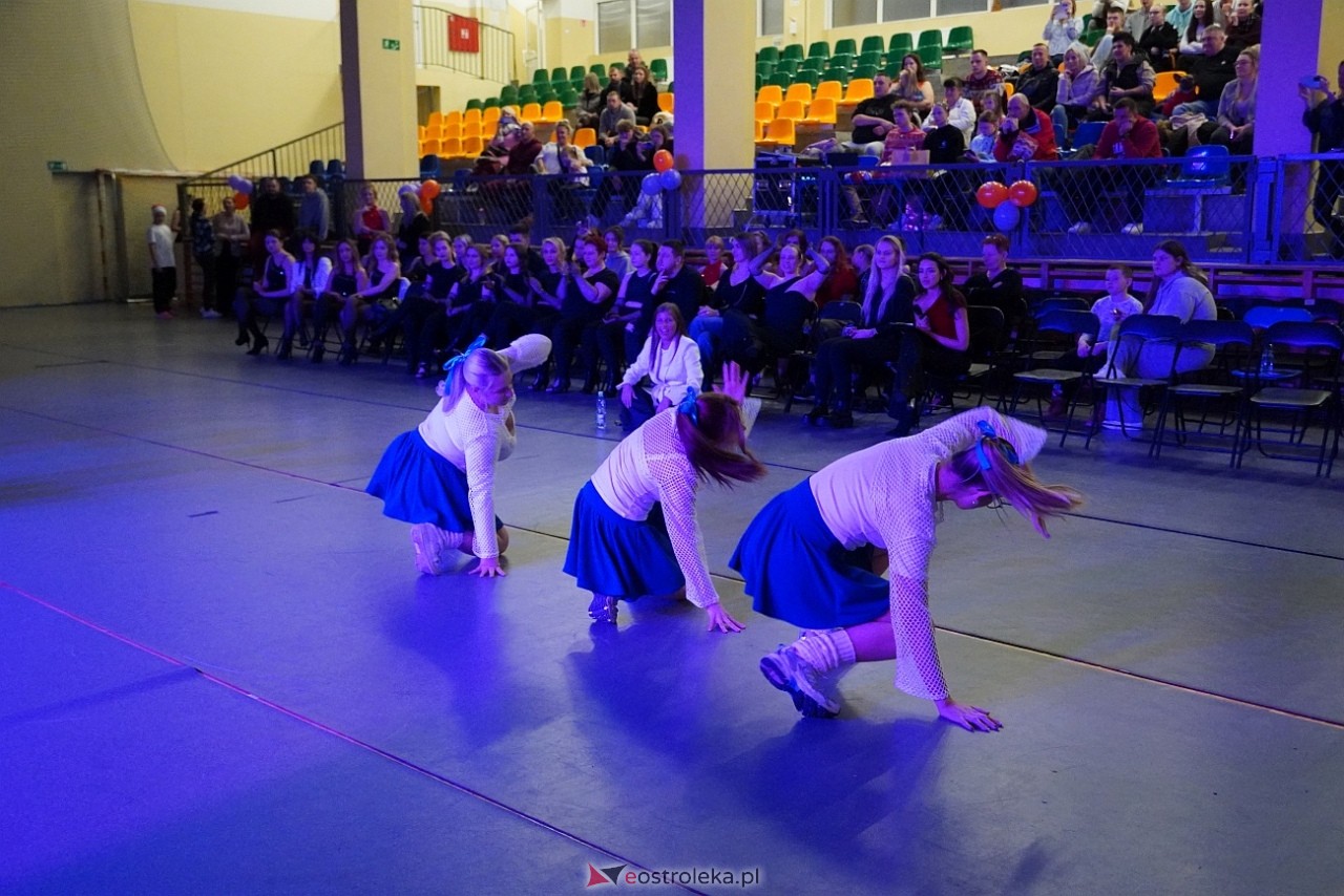 Wigilia Bezwahania Dance Center: grupy dorosłe [7.12.2024] - zdjęcie #54 - eOstroleka.pl