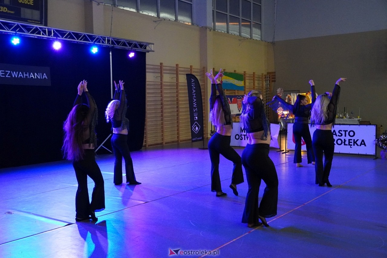 Wigilia Bezwahania Dance Center: grupy dorosłe [7.12.2024] - zdjęcie #46 - eOstroleka.pl