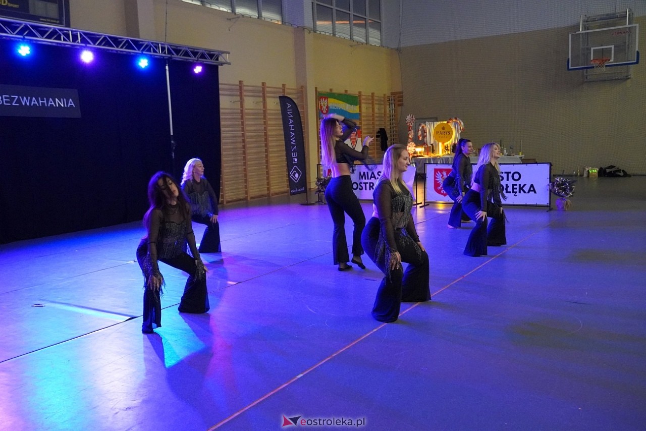 Wigilia Bezwahania Dance Center: grupy dorosłe [7.12.2024] - zdjęcie #45 - eOstroleka.pl