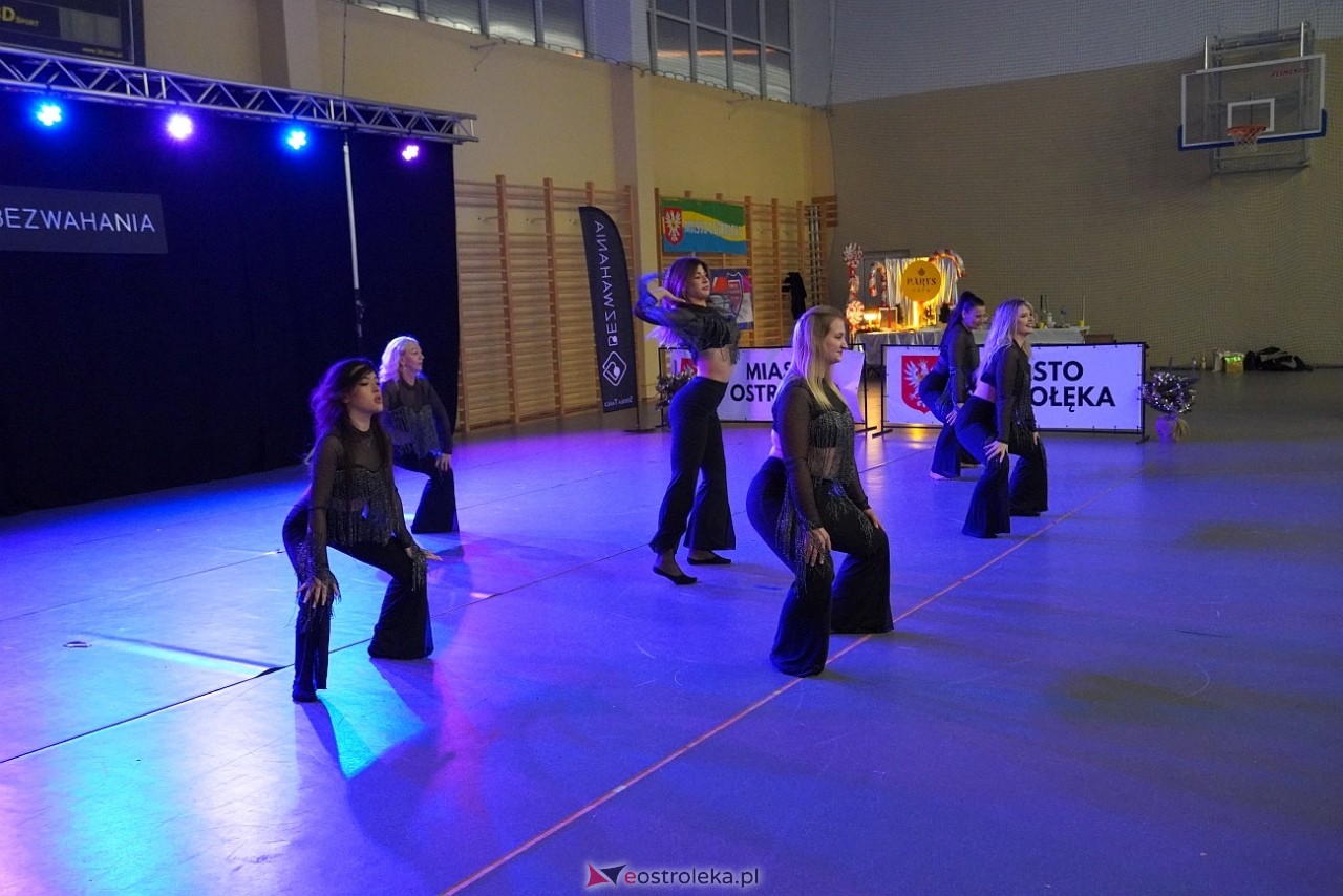 Wigilia Bezwahania Dance Center: grupy dorosłe [7.12.2024] - zdjęcie #44 - eOstroleka.pl