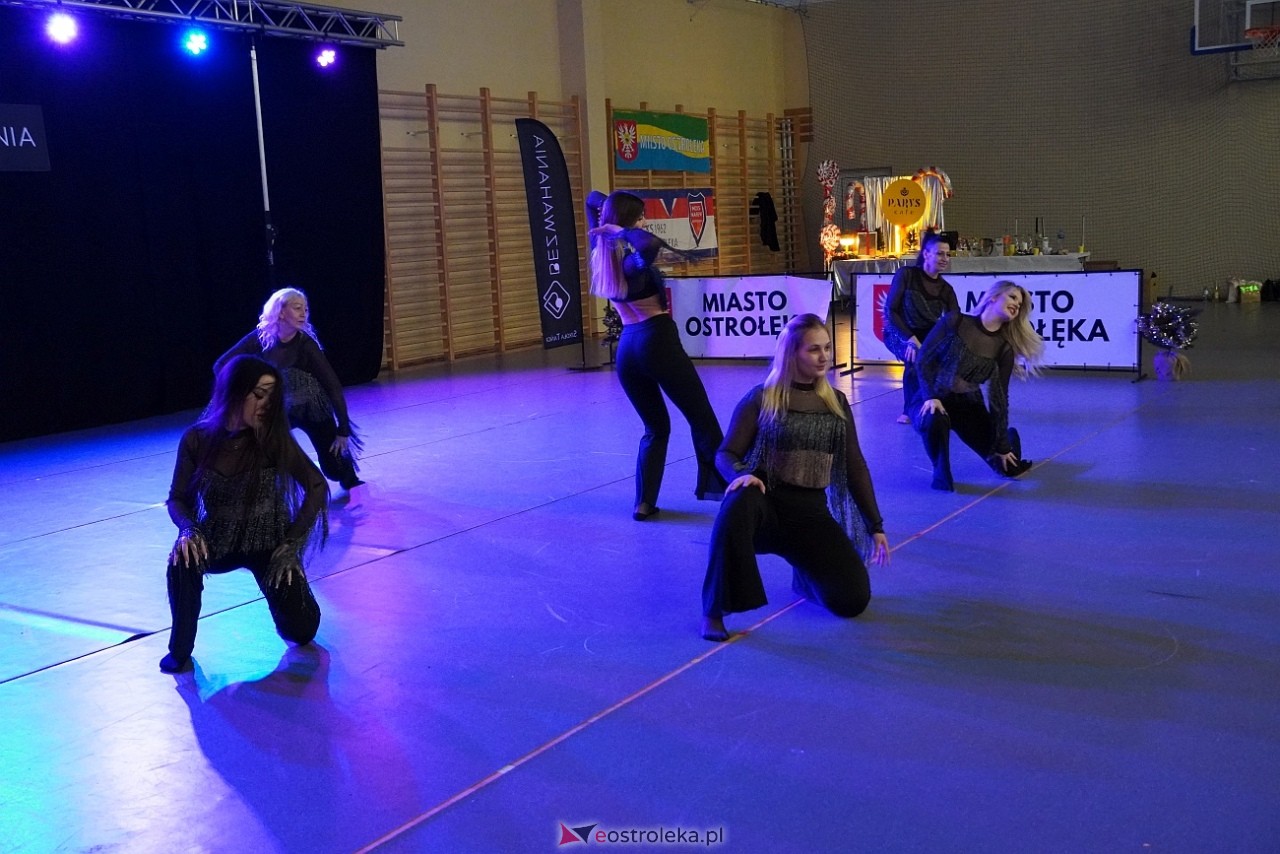 Wigilia Bezwahania Dance Center: grupy dorosłe [7.12.2024] - zdjęcie #43 - eOstroleka.pl