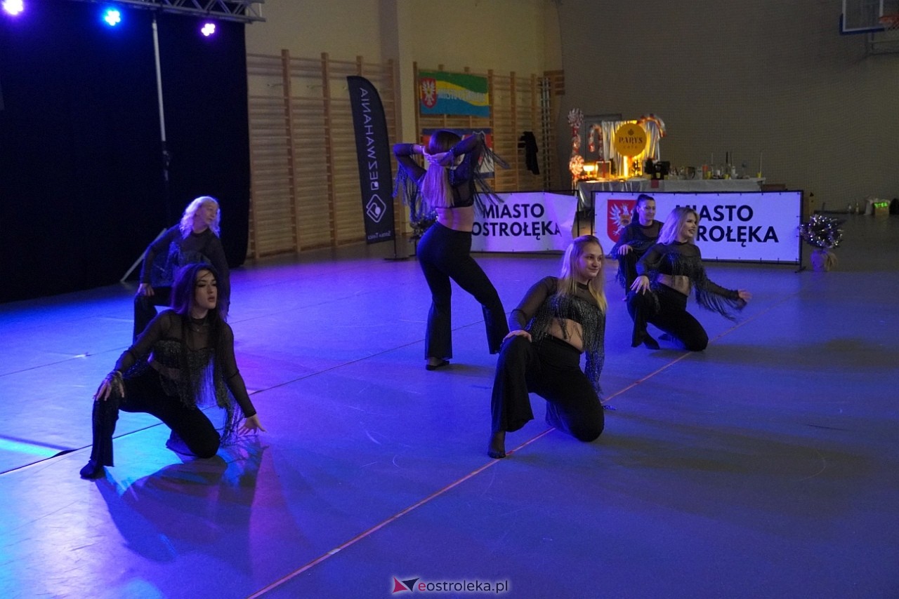 Wigilia Bezwahania Dance Center: grupy dorosłe [7.12.2024] - zdjęcie #42 - eOstroleka.pl