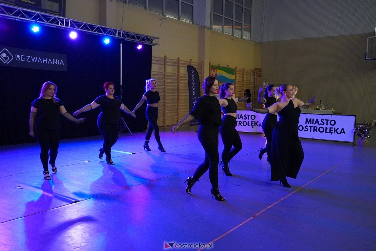 Wigilia Bezwahania Dance Center: grupy dorosłe [7.12.2024] - zdjęcie #37 - eOstroleka.pl