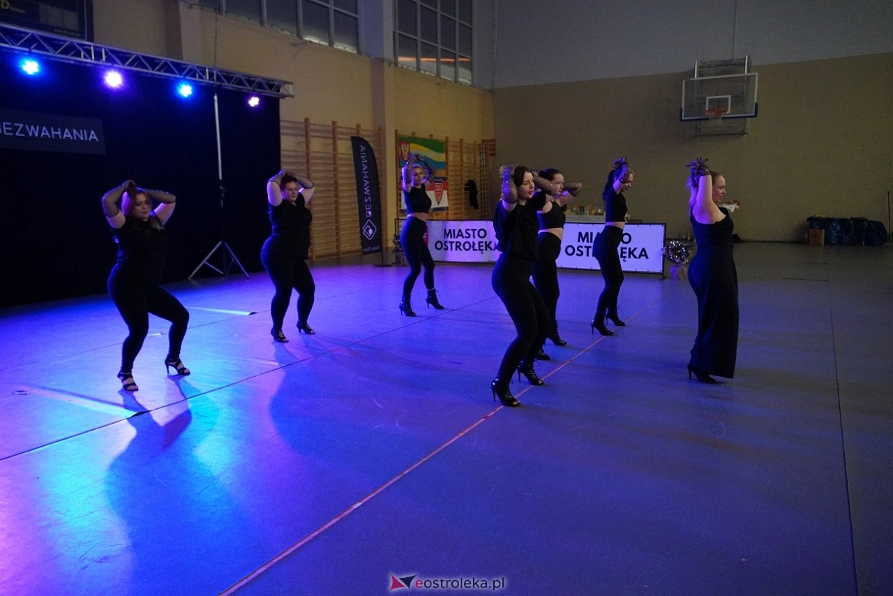 Wigilia Bezwahania Dance Center: grupy dorosłe [7.12.2024] - zdjęcie #35 - eOstroleka.pl