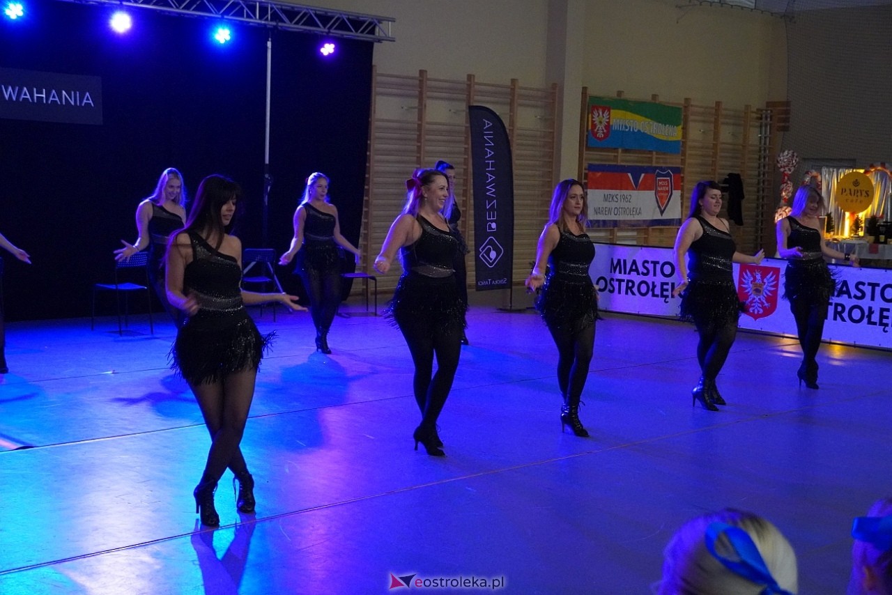 Wigilia Bezwahania Dance Center: grupy dorosłe [7.12.2024] - zdjęcie #18 - eOstroleka.pl