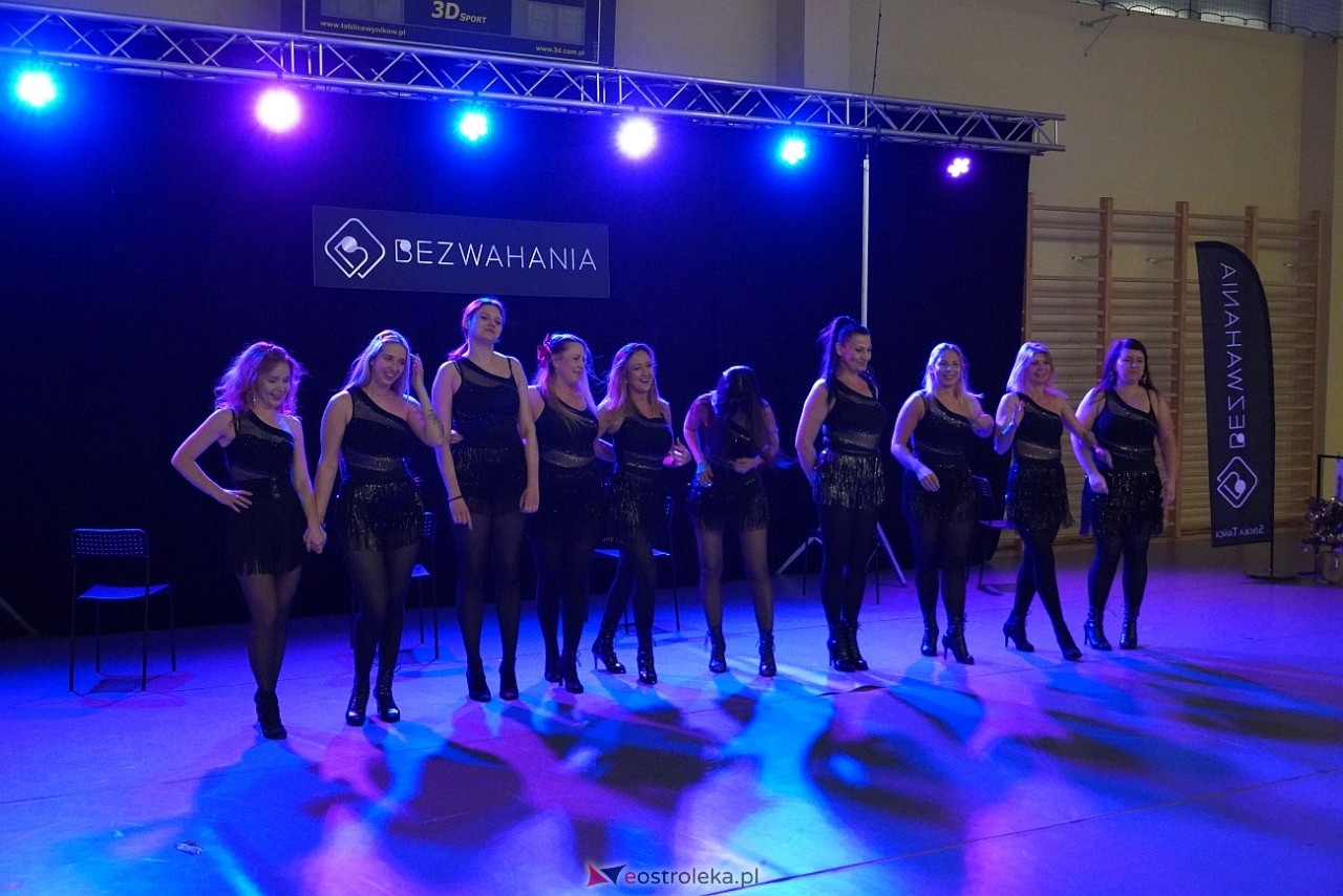 Wigilia Bezwahania Dance Center: grupy dorosłe [7.12.2024] - zdjęcie #15 - eOstroleka.pl
