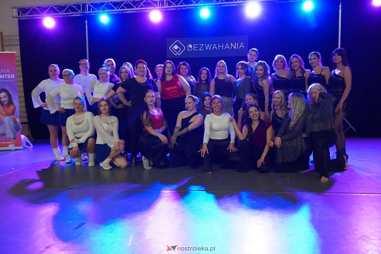 Wigilia Bezwahania Dance Center: grupy dorosłe [7.12.2024] - zdjęcie #1 - eOstroleka.pl
