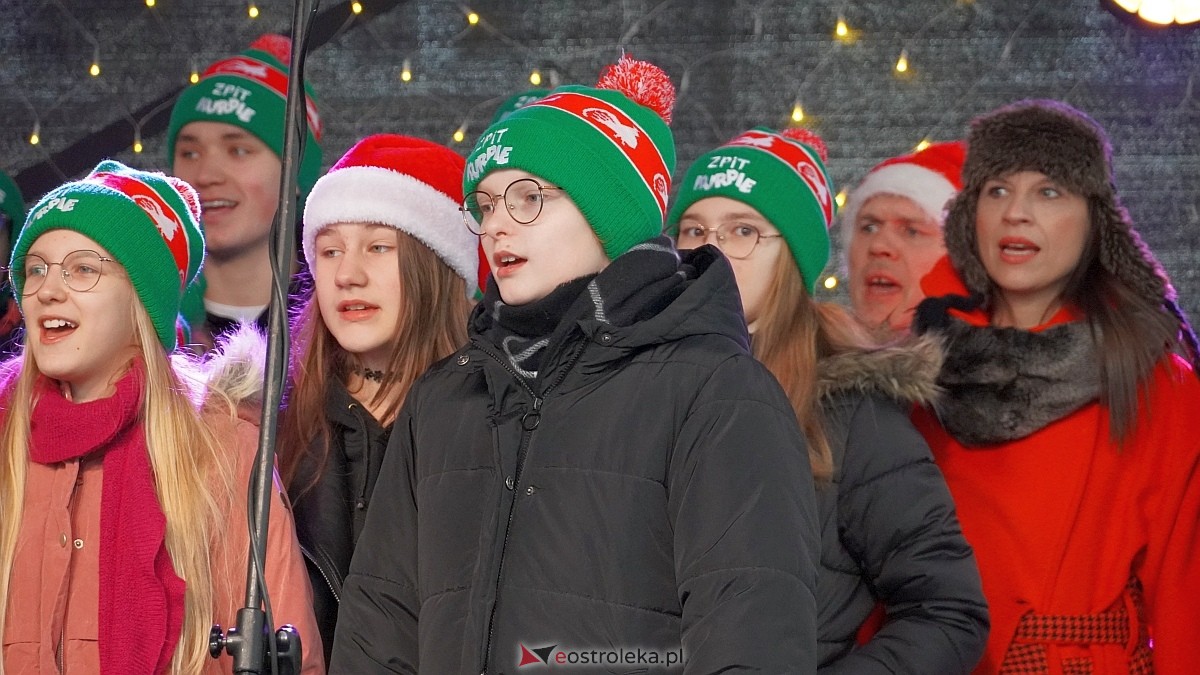 Bożonarodzeniowe spotkanie kultur Kurpiów, Kaszubów i Wielkopolan [8.12.2024] - zdjęcie #131 - eOstroleka.pl