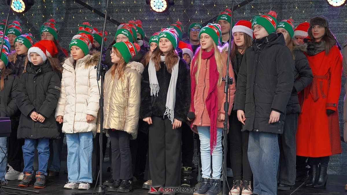 Bożonarodzeniowe spotkanie kultur Kurpiów, Kaszubów i Wielkopolan [8.12.2024] - zdjęcie #130 - eOstroleka.pl