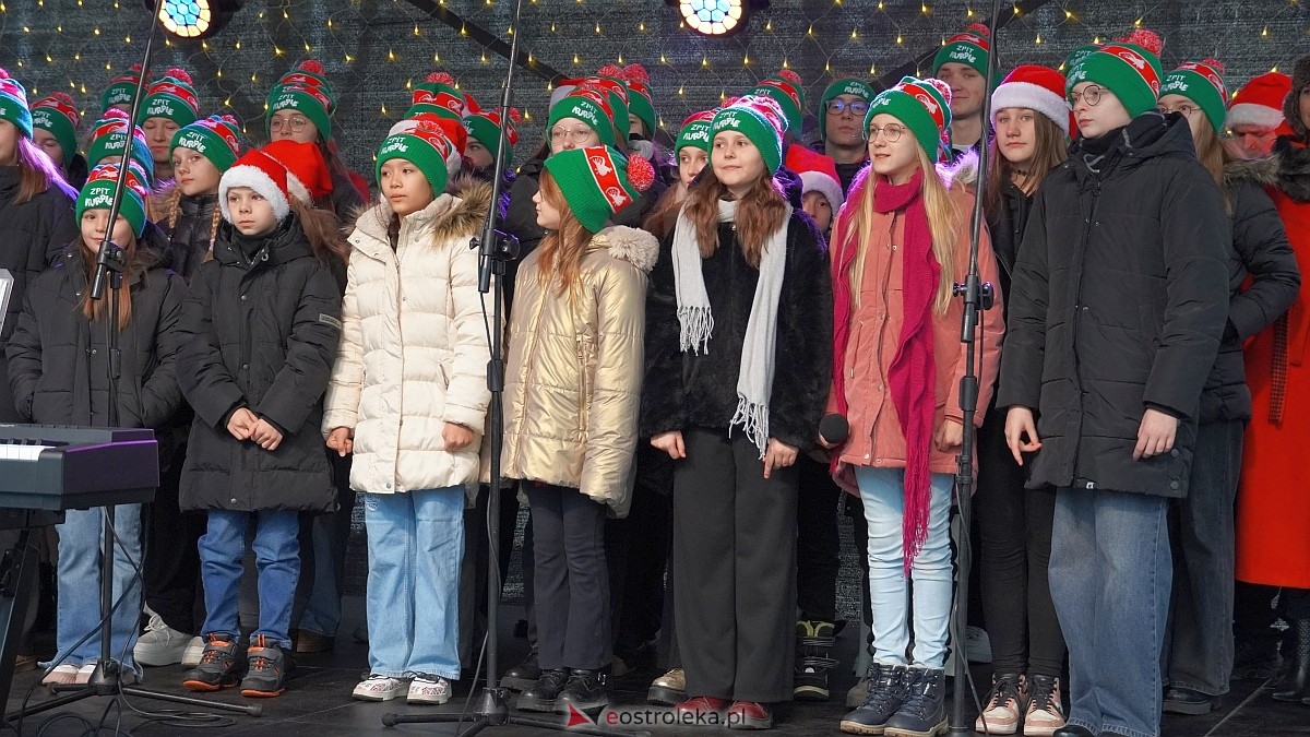 Bożonarodzeniowe spotkanie kultur Kurpiów, Kaszubów i Wielkopolan [8.12.2024] - zdjęcie #129 - eOstroleka.pl