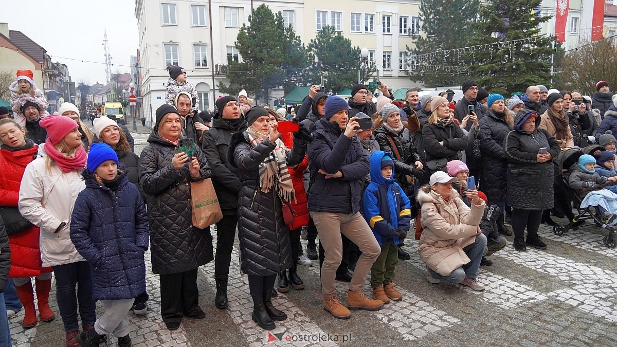 Bożonarodzeniowe spotkanie kultur Kurpiów, Kaszubów i Wielkopolan [8.12.2024] - zdjęcie #111 - eOstroleka.pl