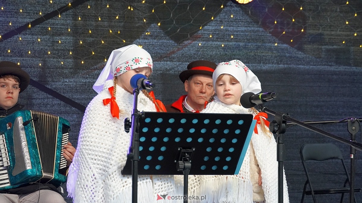 Bożonarodzeniowe spotkanie kultur Kurpiów, Kaszubów i Wielkopolan [8.12.2024] - zdjęcie #87 - eOstroleka.pl