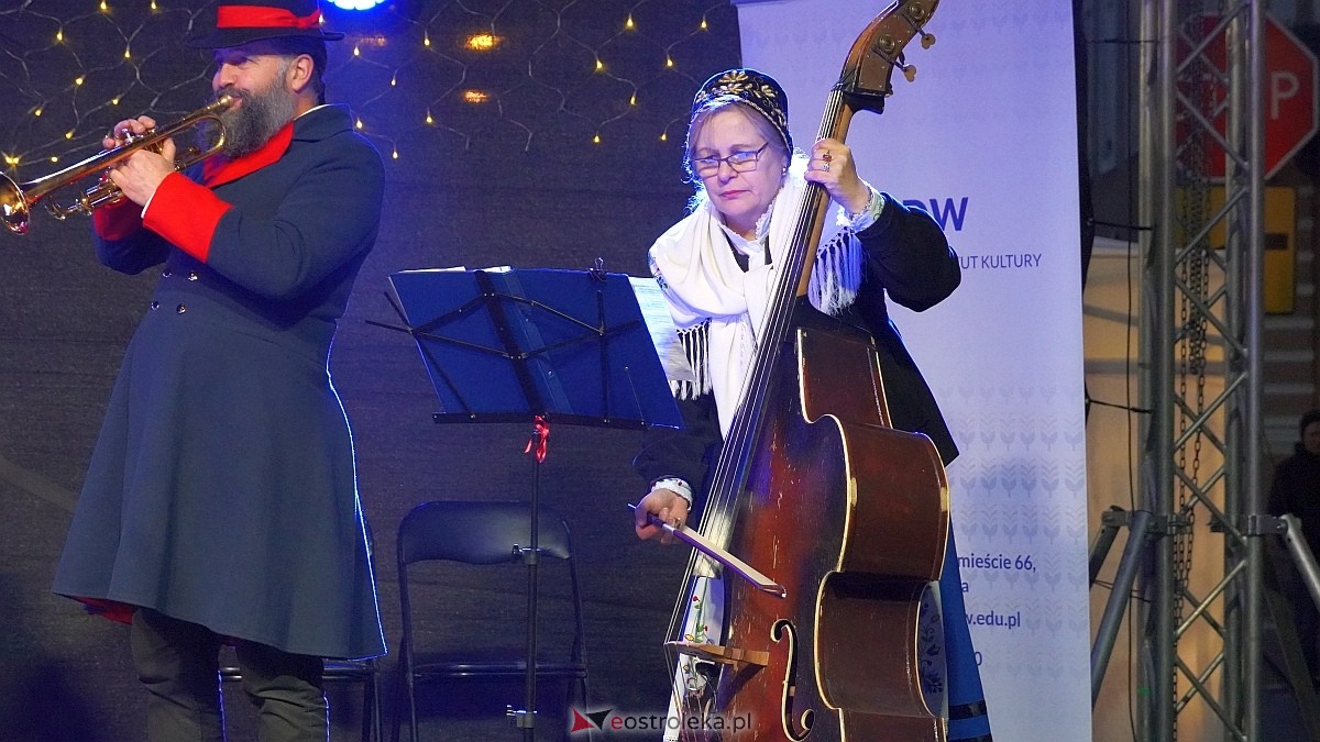 Bożonarodzeniowe spotkanie kultur Kurpiów, Kaszubów i Wielkopolan [8.12.2024] - zdjęcie #3 - eOstroleka.pl