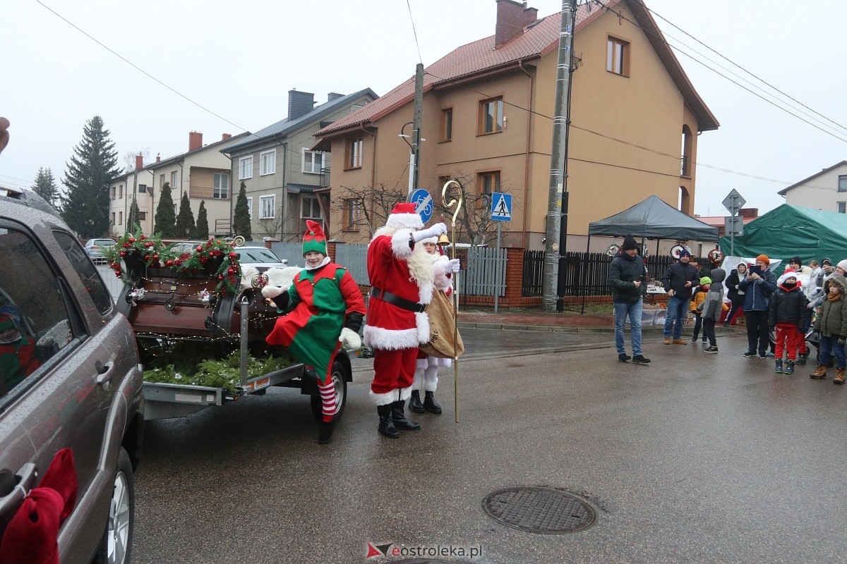 Jarmark świąteczny w Olszewie-Borkach [8.12.2024] - zdjęcie #94 - eOstroleka.pl