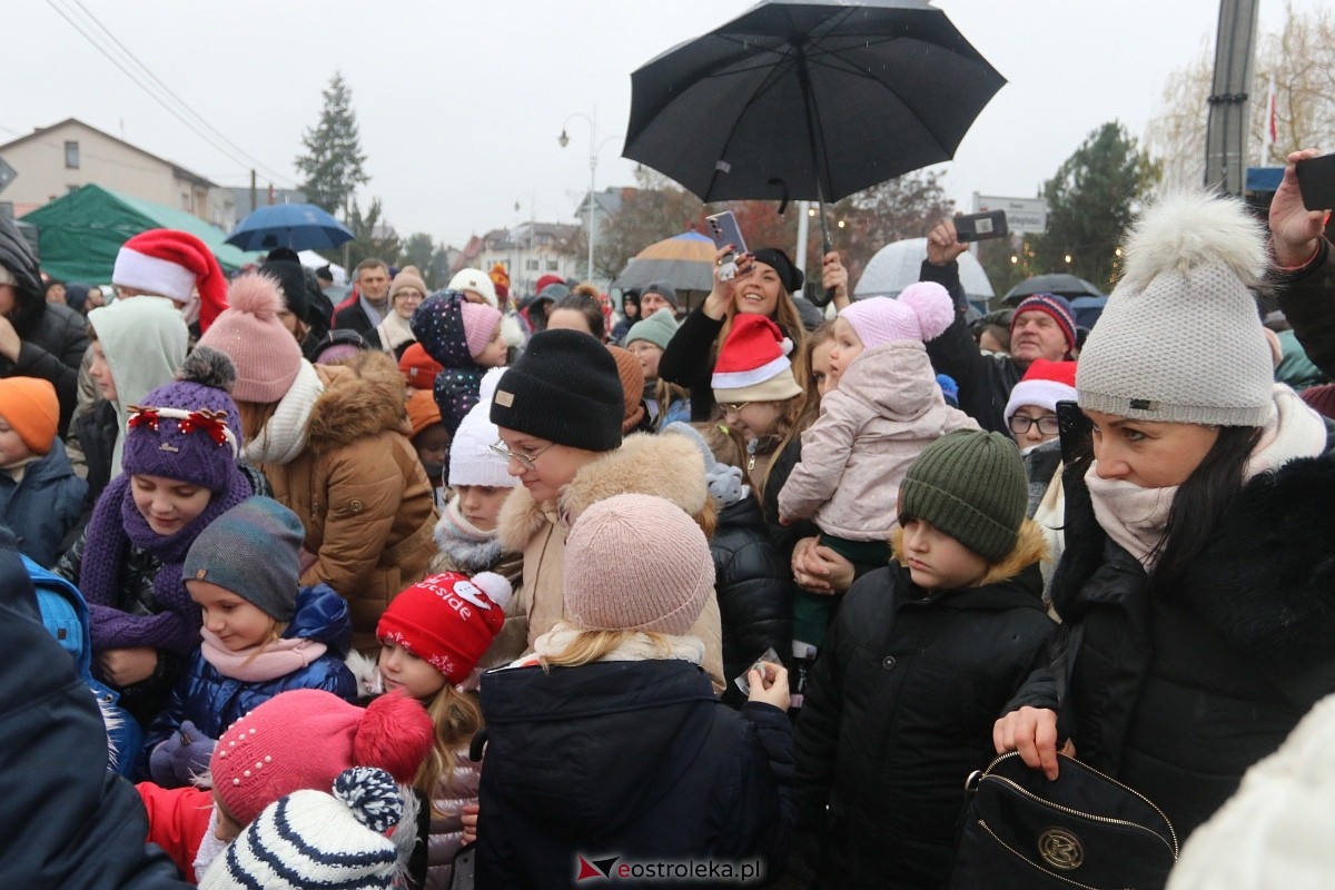 Jarmark świąteczny w Olszewie-Borkach [8.12.2024] - zdjęcie #86 - eOstroleka.pl