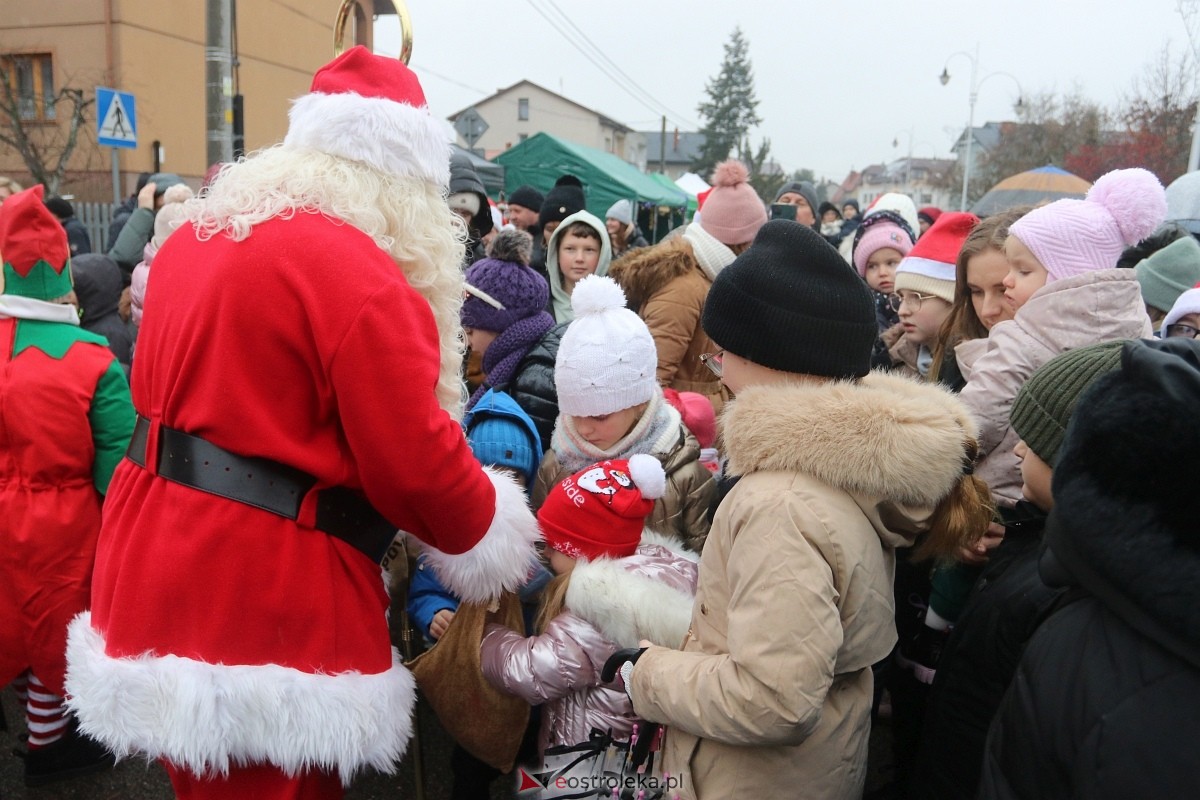 Jarmark świąteczny w Olszewie-Borkach [8.12.2024] - zdjęcie #84 - eOstroleka.pl