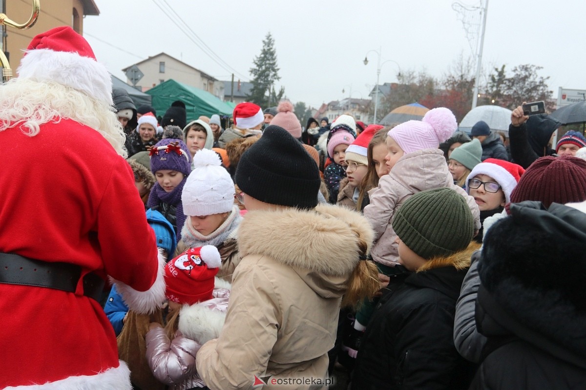 Jarmark świąteczny w Olszewie-Borkach [8.12.2024] - zdjęcie #82 - eOstroleka.pl