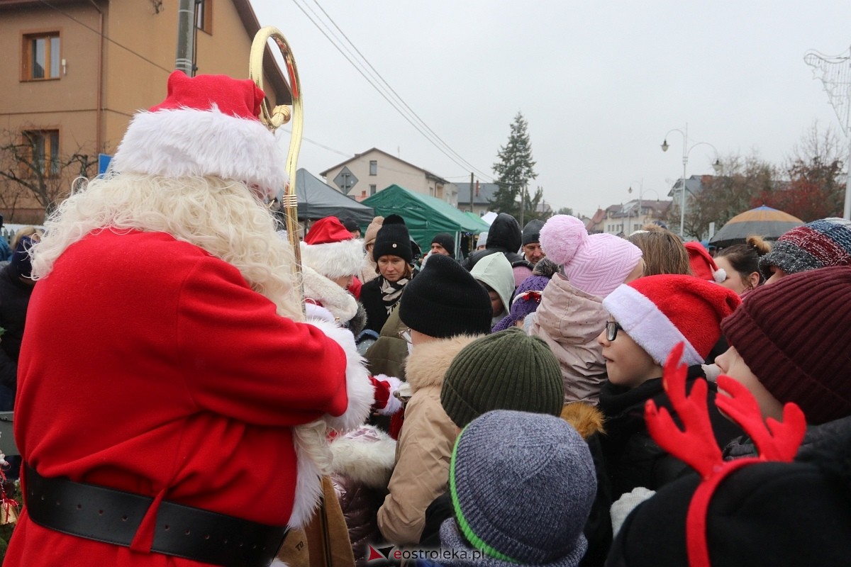 Jarmark świąteczny w Olszewie-Borkach [8.12.2024] - zdjęcie #76 - eOstroleka.pl
